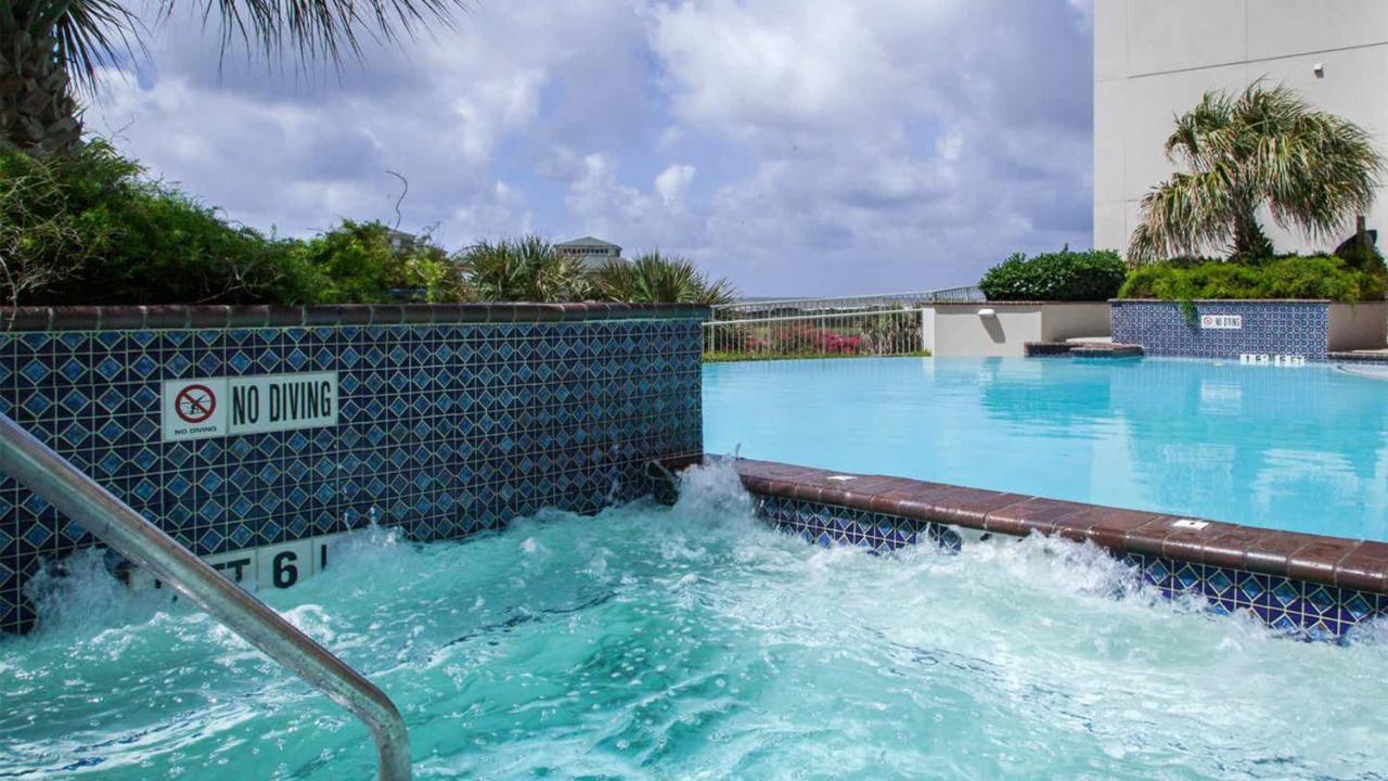 Holiday Inn Club Vacations Galveston Beach Resort Exterior photo